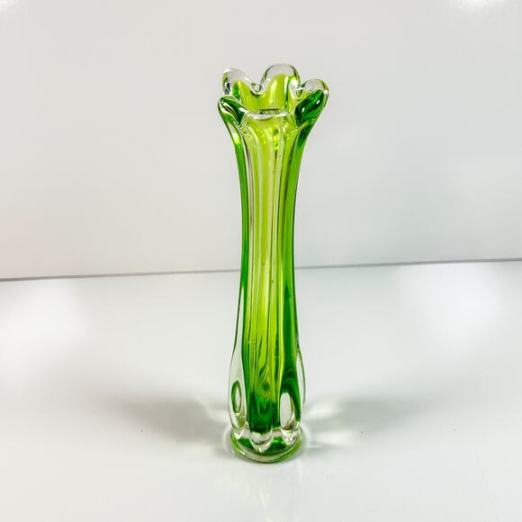 Green Sommerso Stretched Art Glass Vase 9" Ruffled Rim Mid Century - Picture 1 of 12